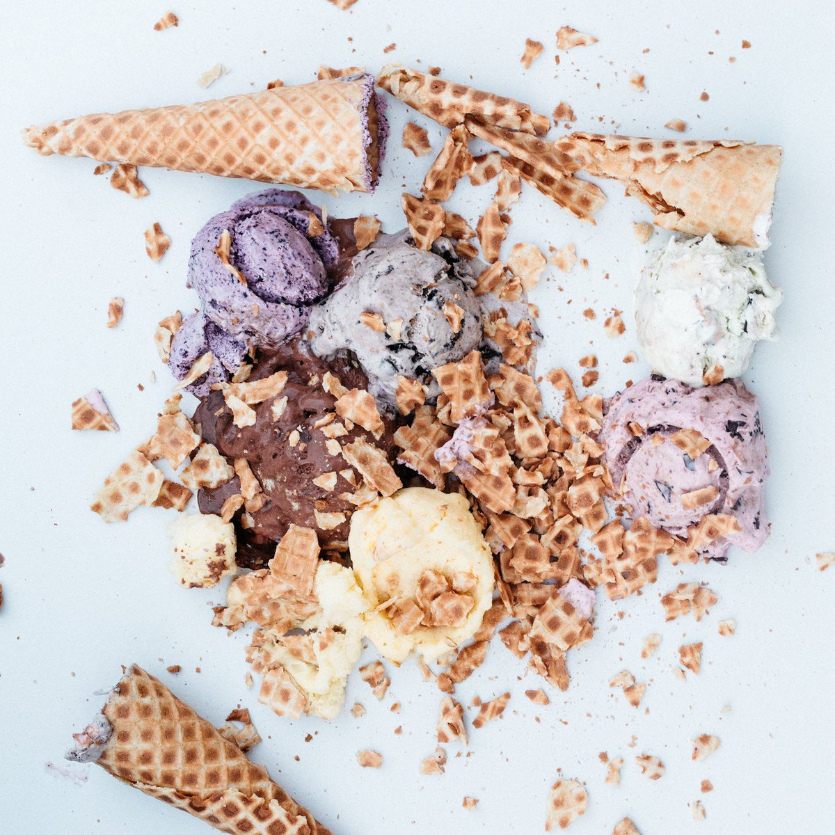 Happy Easter! 💕 Our stores are closed today. In addition, our Franklin Avenue location will be closed starting tomorrow (April 2nd) and through the week due to our remodel. We will keep you posted on the grand re-opening! Details to come.