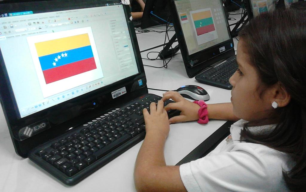 FundabitBnas_Mb's tweet photo. #01Abr Los Espacios Tecnológicos #CBIT de @Fundabit trabajan continuamente por una educación de calidad para los niños, niñas y jóvenes de la Patria. #SomosFundabitBarinas #DiaMundialDeLaEducacion https://t.co/oEhDhS3lPJ