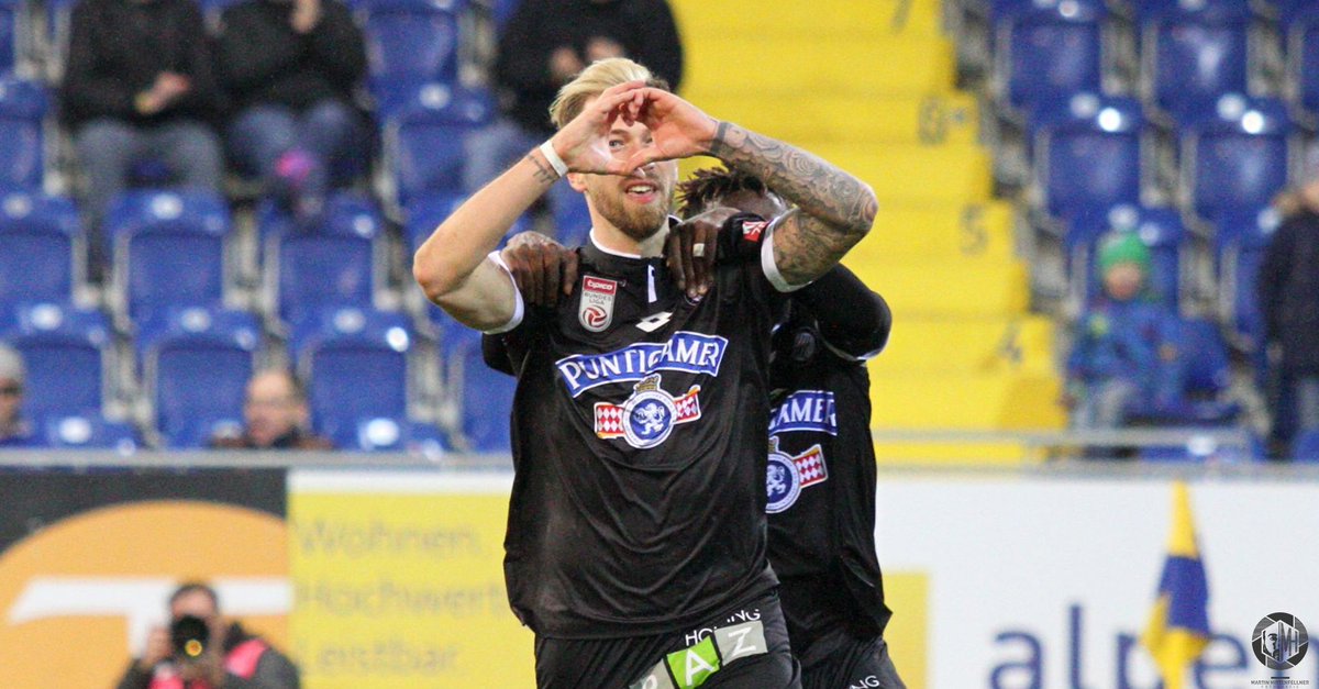 SturmNetz1909's tweet photo. Die Kreativzentrale blieb gegen St. Pölten der schillerndste Akteur in den Reihen der Blackys. Nicht nur deshalb, sondern auch wegen des hohen Wortspielporno-Potentials habt ihr Peter #Zulj völlig verdient zum #MOTM gewählt. Zum #SKNSTU #Spielercheck: https://t.co/jSI3QDPlXQ https://t.co/K1GPseMMqf