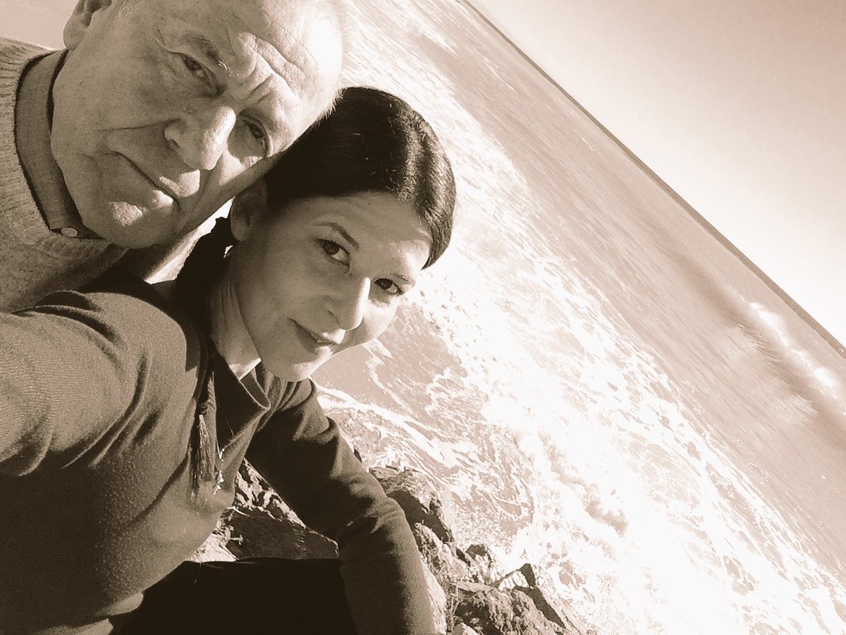 monichina81's tweet photo. la strada è ancora lunga e le sfide non sono finite ma.. #fuckcancer oggi ci godiamo il #mare #forzaecoraggio #DaddyDaughter https://t.co/3dDfzTcrMY