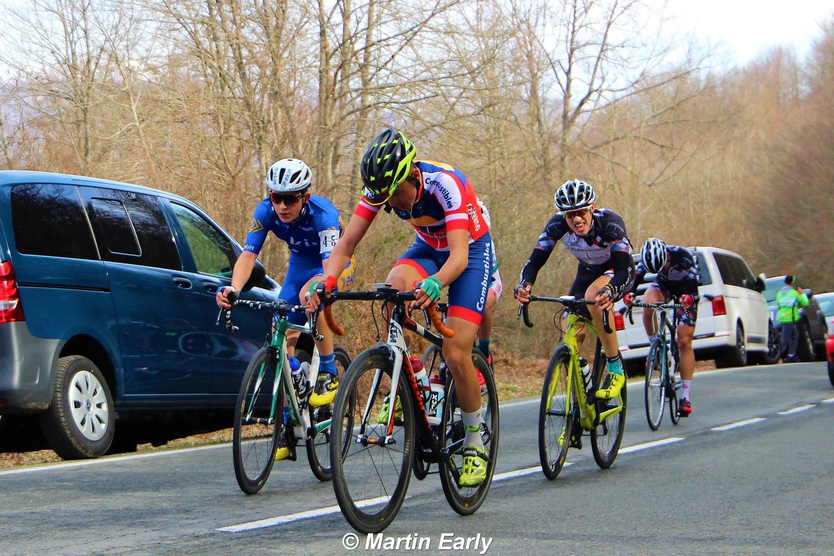 juniors_cce's tweet photo. Las carreras son más bonitas cuando viene @martin__early con su 📸 https://t.co/4xtEgrAqDH