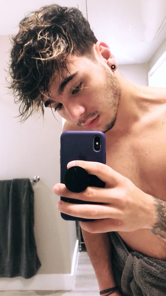 villalobossebas tweet picture