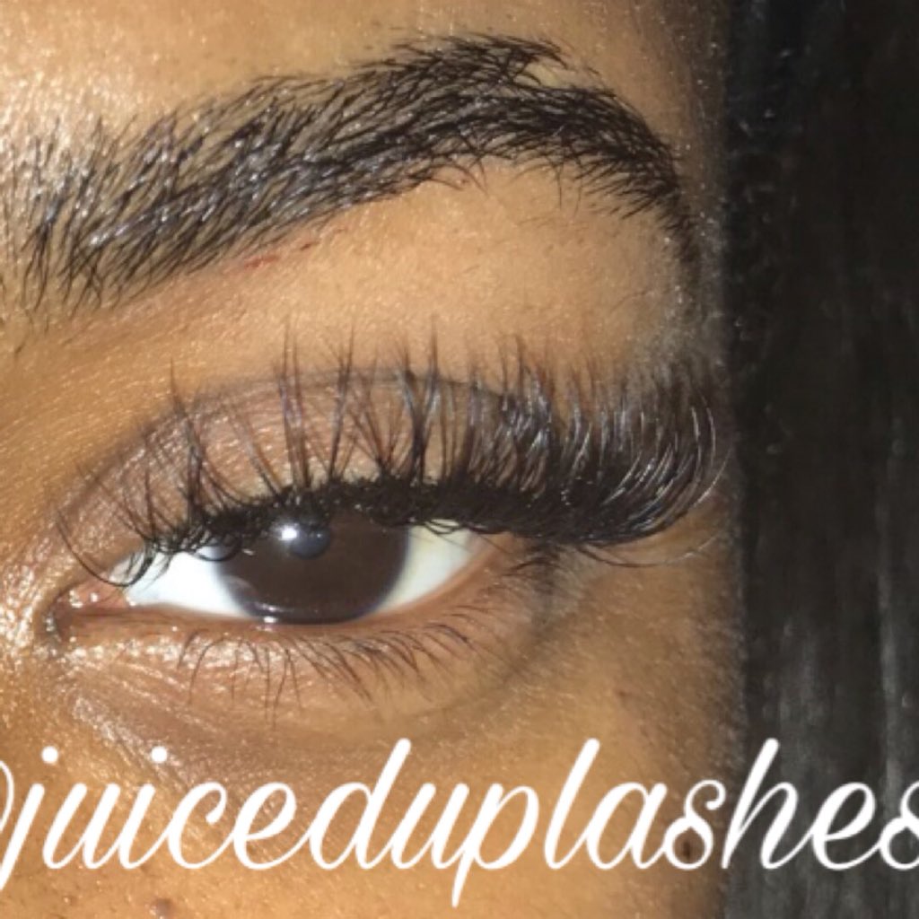 Have you booked your appointment yet? Schedule your appointment now 💕 #support #blackbusiness #minklashextensions #eyelashextensions #minklash #lashes #chicagominklashes #lashtech #lashed #getlashed #beauty #celeblash #chicagolash #openings #book #beautifullashes #minkeyelashes