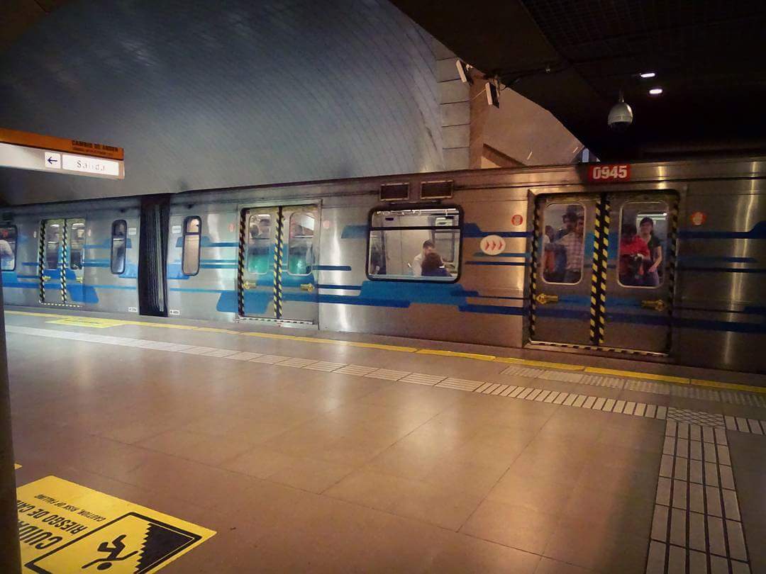 luis_photo21's tweet photo. #Chile #Santiago #train #linea2 #chilelovers #metrosantiago @metrodesantiago #Santiagodechile #paisajeurbano #train #ns04 #underground https://t.co/7wFsKpBrEG