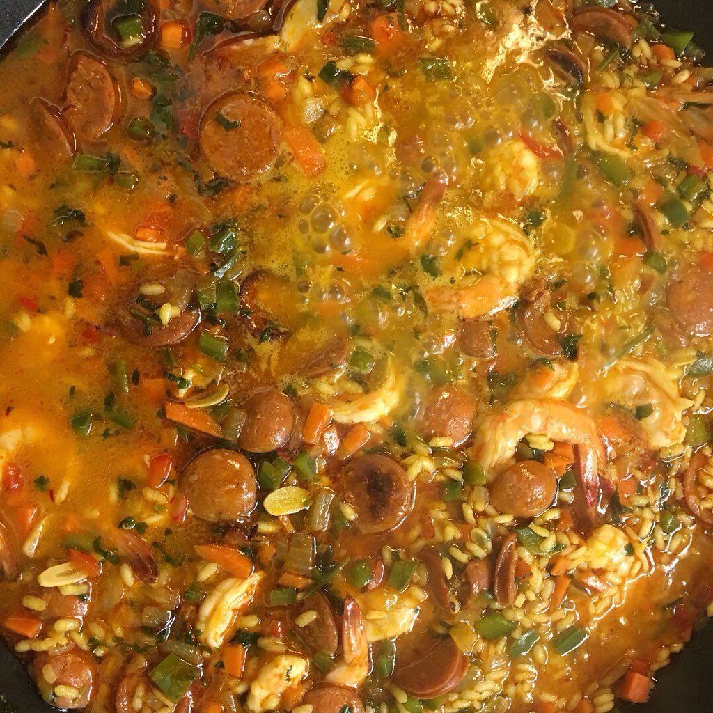 Omg! Forget the #Easter #parade and bring on the #paella #yum #funday #Sunday #cooking #nyccooks #cook #cookingclass @cocusocial #nycfoodie #foodie #food #foodpics #foodporn #foodlover #spanish #homemade #shrimp #churrizo #veggies #rice #picoftheday #photooftheday