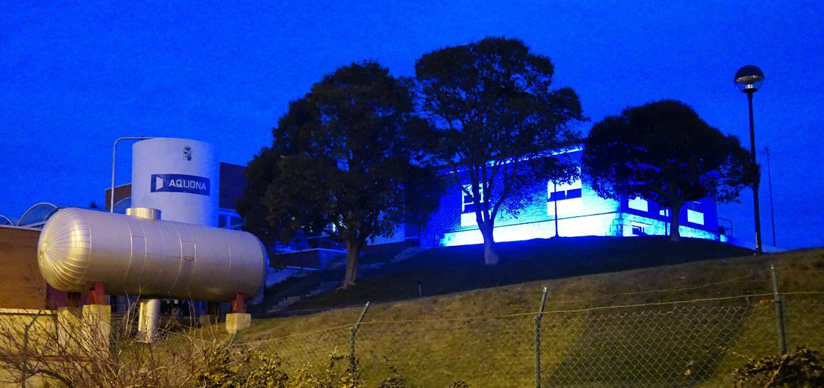 Hoy y mañana iluminamos de azul la ETAP de #Zamora para concienciar el #DiaMundialAutismo #LIUB Rompamos barreras por el Autismo. Gracias por el trabajo que día a día desarrolla esta Asociación en #Zamora #ZamoraEsAgua <a href="/AytoZamora/">Ayto de Zamora</a> <a href="/Autismo_Espana/">Autismo España</a>