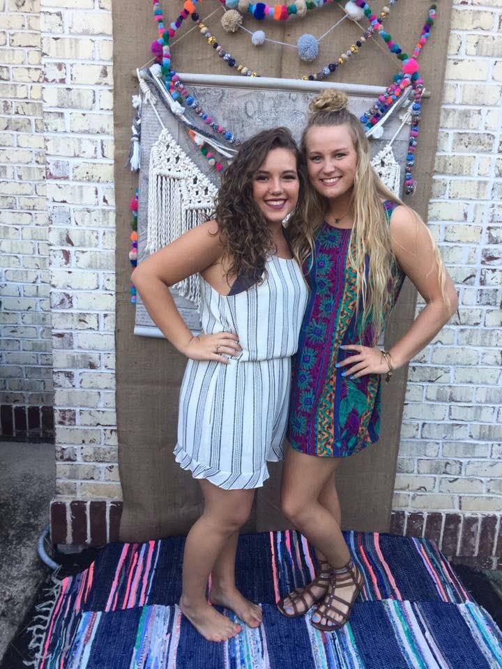 Lfarbs8's tweet photo. happy happy birthday to this beautiful bundle of joy!!! love and miss you to the moon and back laney😘😘  hope your day is amazing! https://t.co/5lImqQVvbj