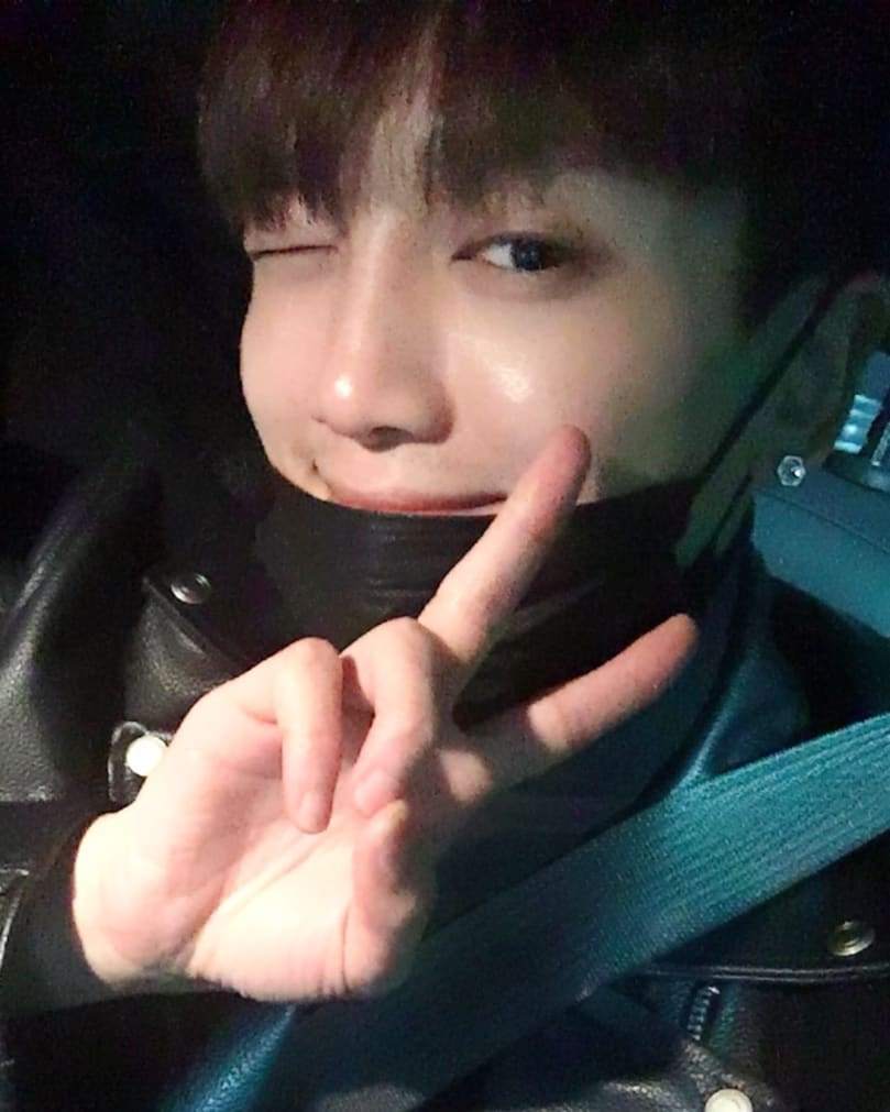 AlphaBATPoland's tweet photo. [PHOTO] 180401 K:appa na instagramie menedżera Shin https://t.co/gpm89oyEQC https://t.co/j0BYfeT74A