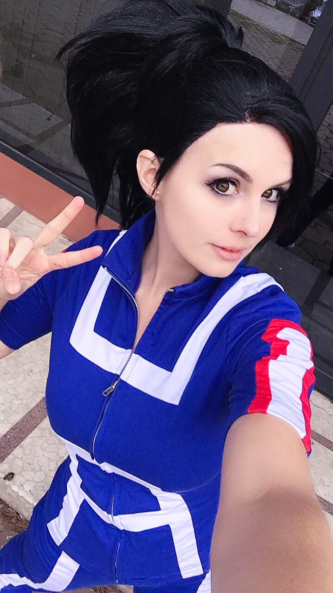 Kinpatsu @ C2E2 on Twitter: "My Momo Yaoyorozu cosplay ...