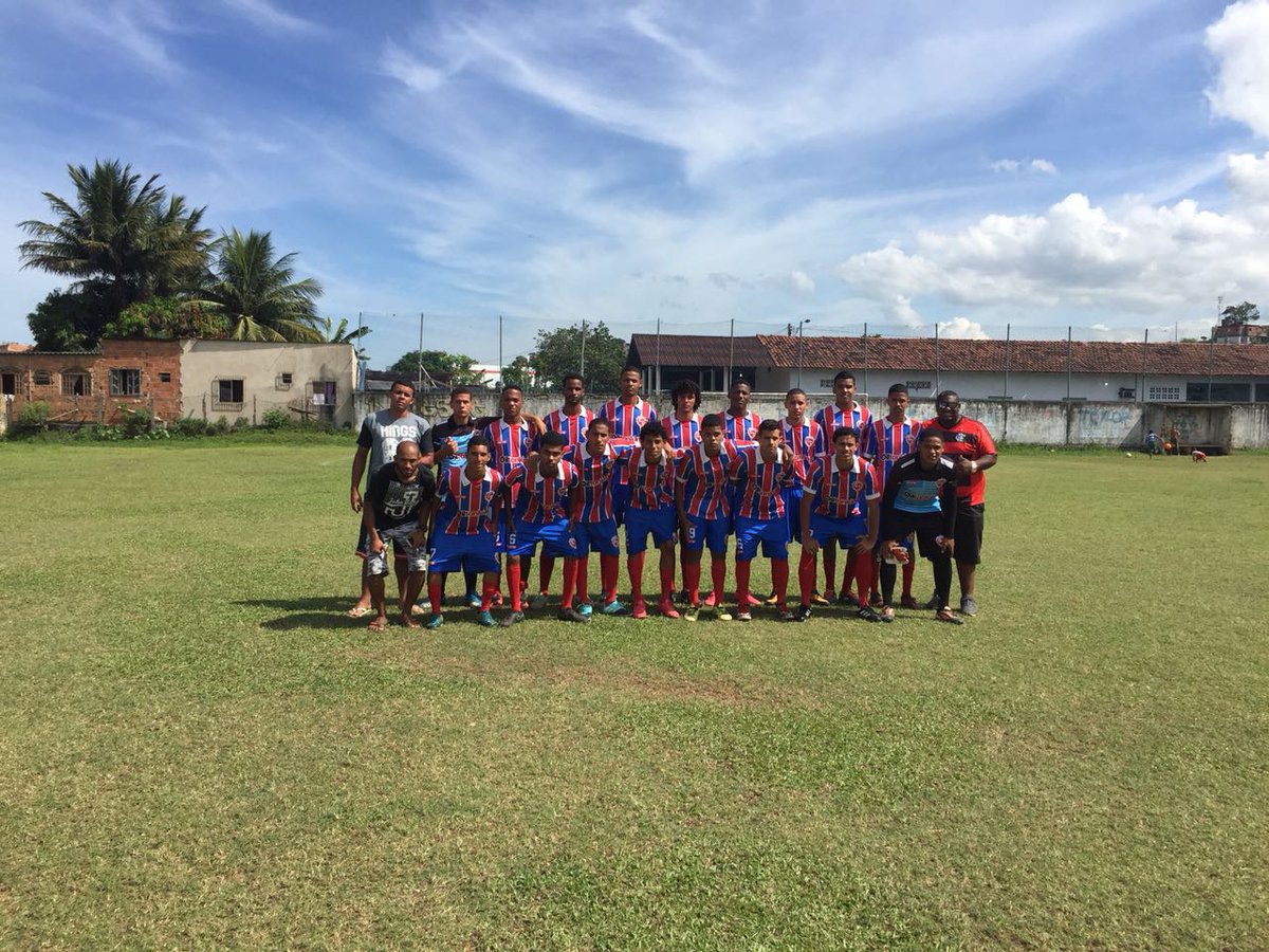 ECsaotorquato's tweet image. Infelizmente hoje não saímos com Vitória, foi um empate com o gosto de derrota!
Na frente do placar com 1 jogador a menos, e o adversário como sempre   com a ajudar do apto amigo, empataram no final do 2°Tempo.
Bela atuação, vamos que vamos ST!
ST2xVV2
#AvanteSt