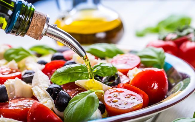 ExoFit_Official's tweet photo. Can a Mediterranean Diet Pattern Slow Aging? https://t.co/BchKrYvOwo  #antiaging #fatflammation #healthychoices by #HealingMB via @c0nvey https://t.co/P87HHT4bbc
