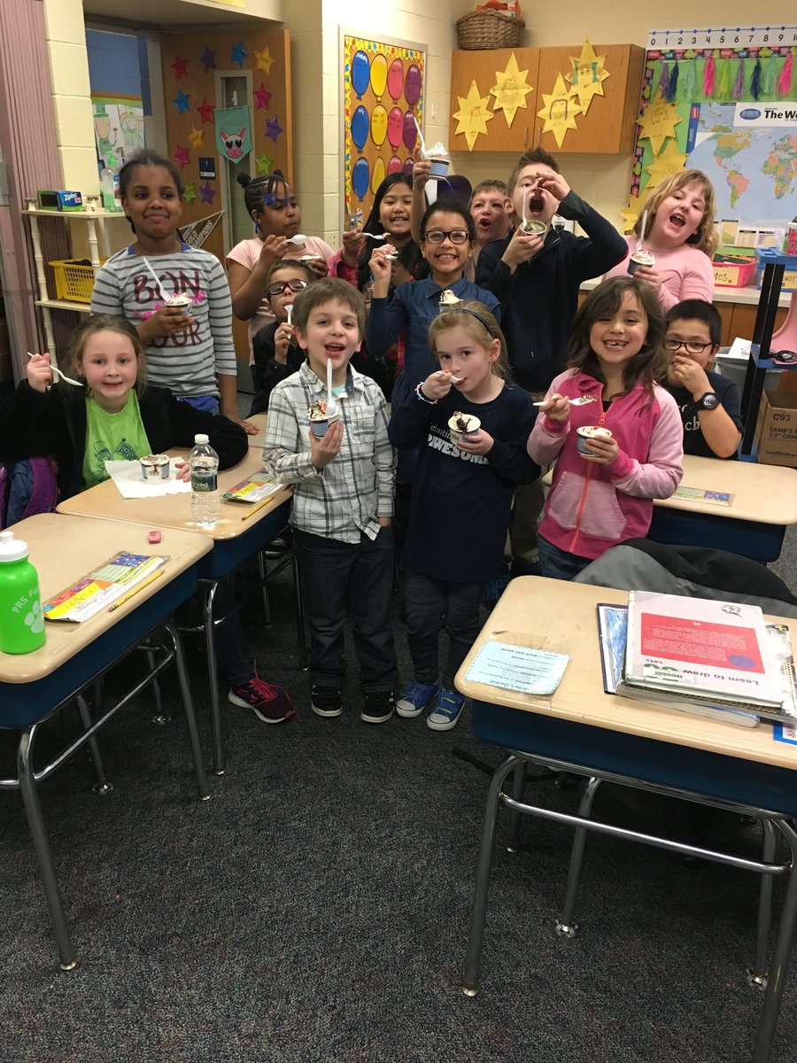 PRS_PrimarySC's tweet photo. 2nd graders enjoyed their ice cream party Thursday for raising the most money during Jar Wars. They raised over $1,000 for The Leukemia &amp; Lymphoma Society! Thank you @BillGrays and @PRSFA_GC for funding the ice cream! #GCpride #PRS50 https://t.co/lQu03HOBTT