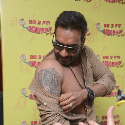  happy birthday AJAY DEVGAN sir. 