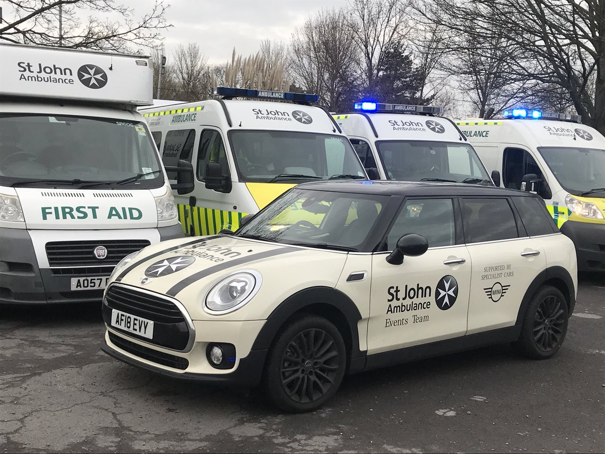 Ratcliff1Rob's tweet photo. A full car park at Stevenage today, with varying vehicles from around the district. Time for a fleet photo. #MySJADay #nicefleet https://t.co/kW1zrJ9KEn
