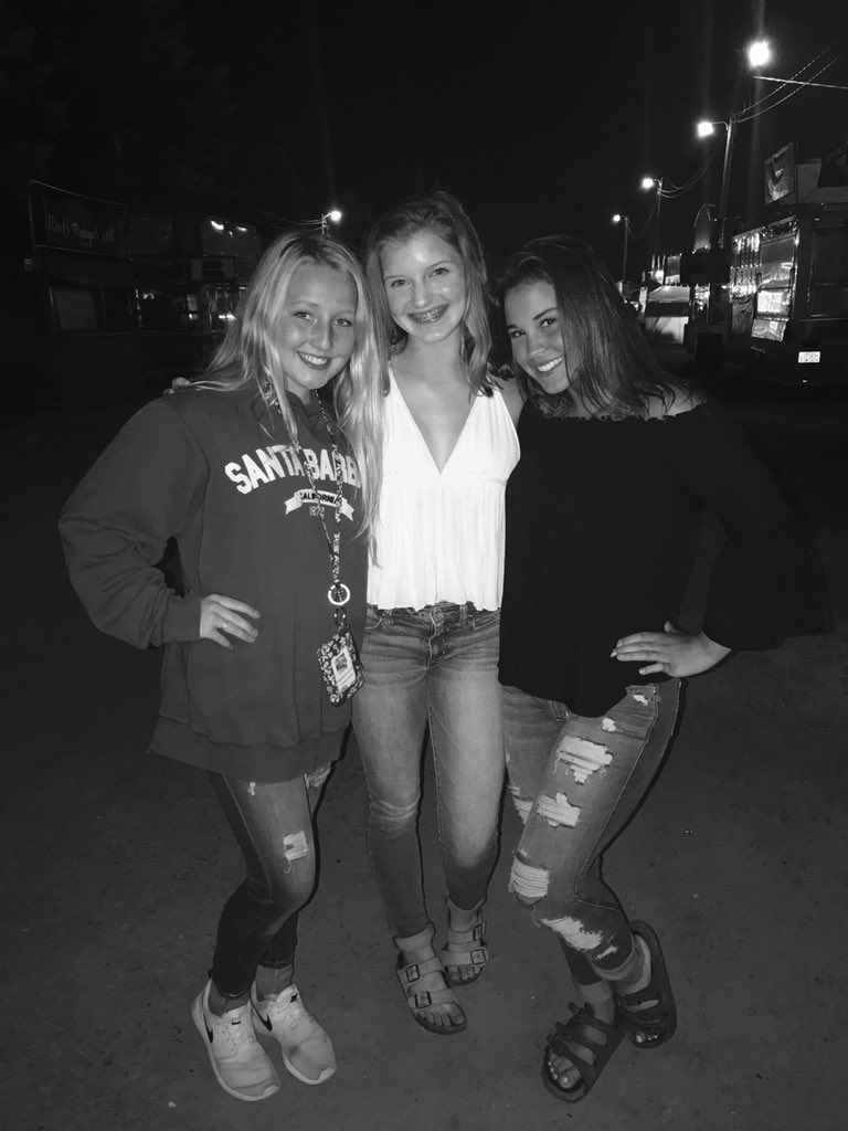 Lainee Arens tweet media