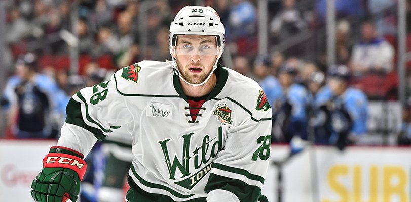 NEWS: <a href="/mnwild/">Minnesota Wild</a> has recalled defenseman Carson Soucy. Details here: bit.ly/2GtnzPW