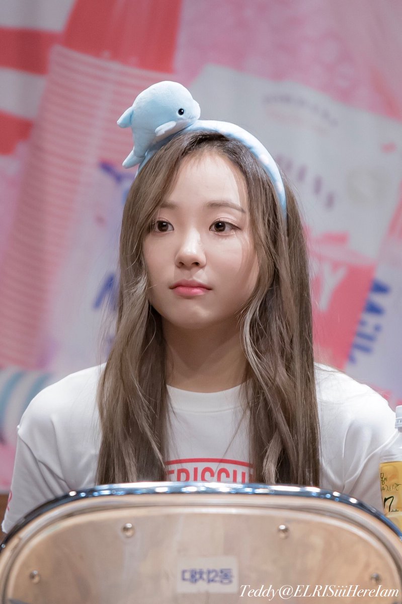 ELRISiiiHereIam's tweet photo. あげたイルカ🐬のカチューシャが似合って良かった😊
171104 ELRIS 명동 팬사인회 @대치2문화센터
#ELRIS #엘리스 #エリス
#Color_Crush #POWPOW
#후너스 #HUNUS
#혜성 #Hyeseong #ヘソン #양혜선
@HUNUS_ELRIS https://t.co/cdnGaCu69c