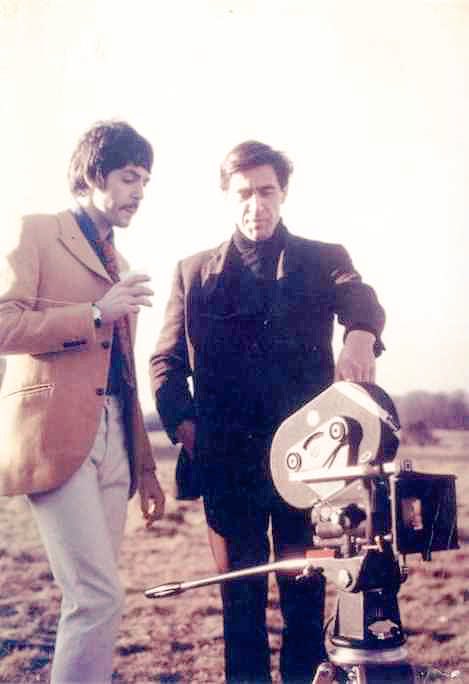 friseuringo's tweet photo. #PaulMcCartney on the filming set of The Penny Lane and Strawberry Fields Forever
#PromoFilms - 1967 https://t.co/p6rwyIvd5c