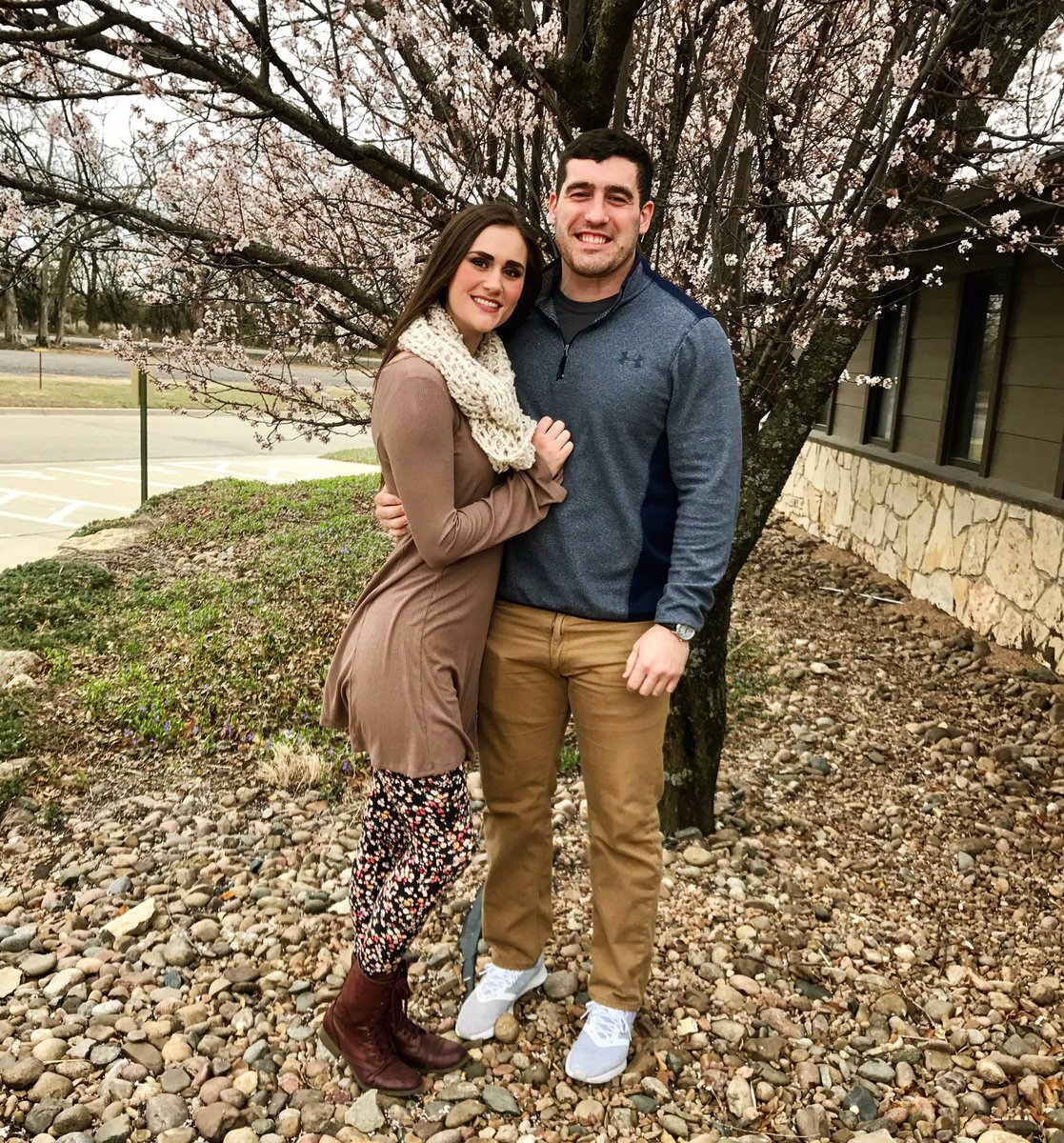 TaranMason's tweet photo. Year #5 spending Easter with you 🐰 https://t.co/WoDGNs6PlG