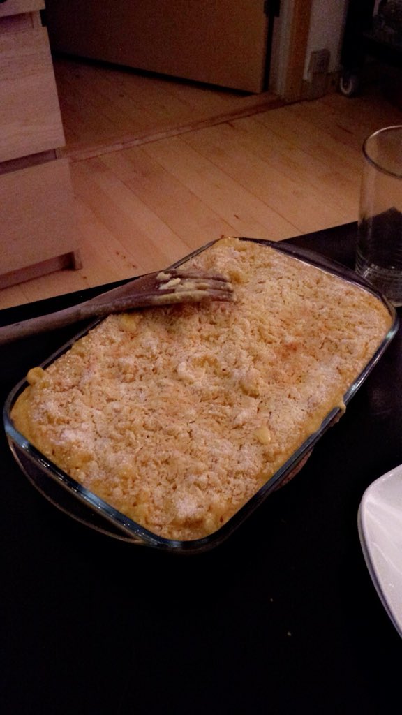 LauraKayleigh_'s tweet image. My girlfriend and I decided to try and make the @sortedfood vegan mac’n’cheese and it’s absolutely delicious 🙈 #veganfood #sortedfood #sortedrecipe #delicious