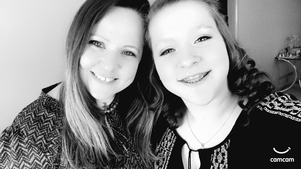 StacyShide's tweet photo. #ShideEaster2018 #motherdaughter  #mybabygirl https://t.co/s3wk9Akj3v