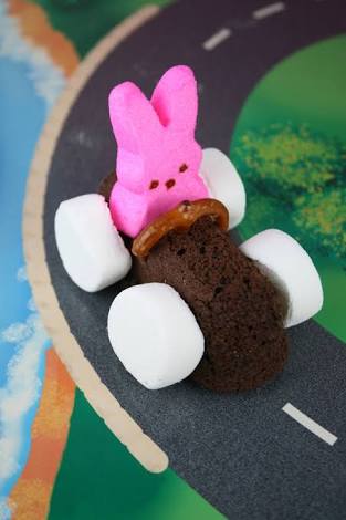 GeodesicRacing's tweet image. Happy Easter to all our real and virtual friends.

@iRacing @SimLab_eu @Cube_Controls @AvaSimsport

#geodesicracing