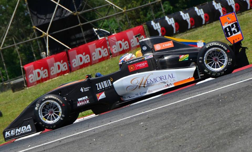 JlDavilaEc's tweet photo. #Ecuador presente con #SebastiánMerchán #DabroNews #automovilismo #FormulaTotal by #Dunlop https://t.co/Q193yE0Vf9