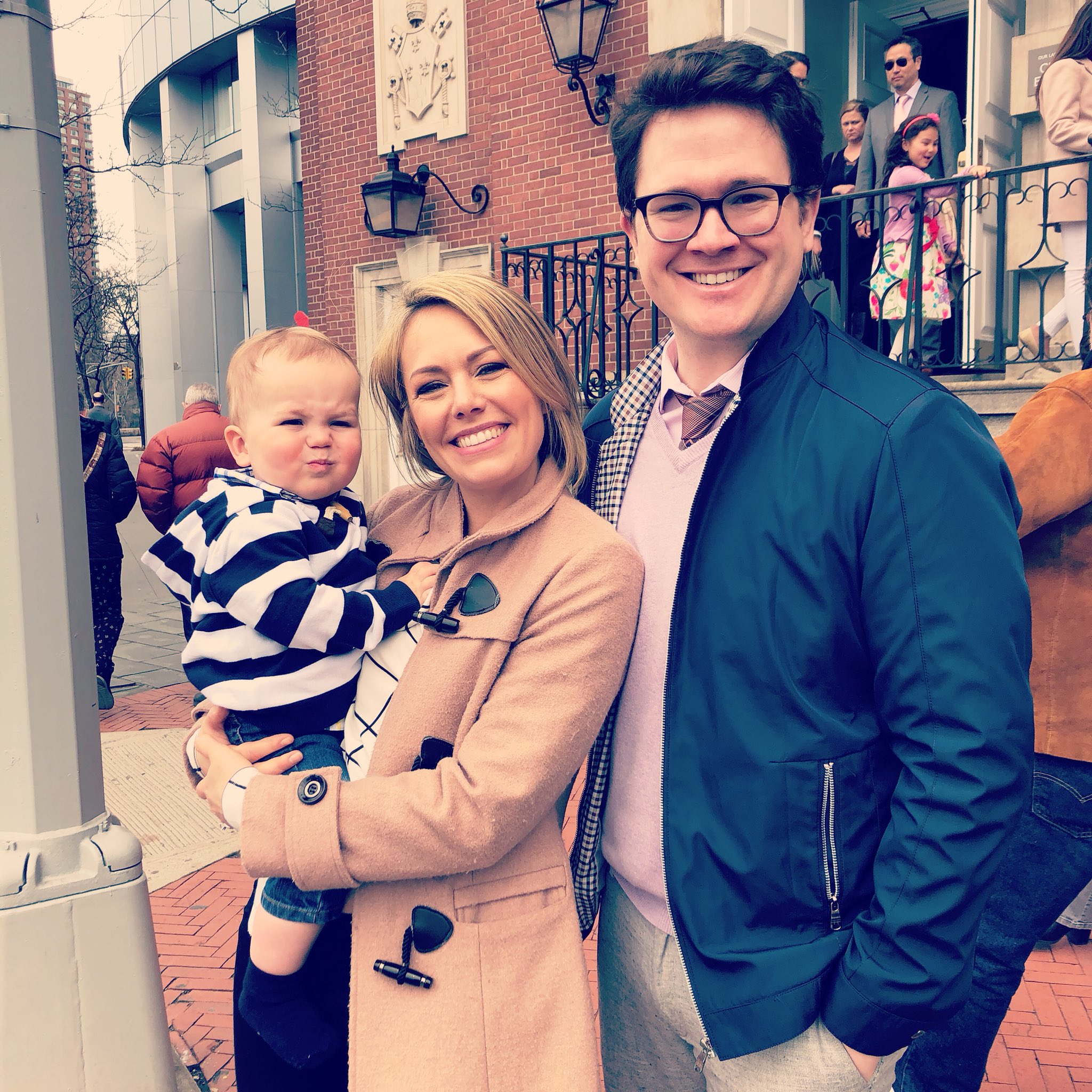 dylan-dreyer-on-twitter-much-love-from-our-family-to-yours-on-this