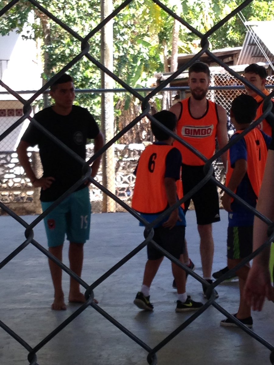 SHS_O2Crew's tweet photo. Even with no shoes, the Costa Rican kids still beat Brayden at @eftourscanada football this morning.
#football #kidsdeserveit #PuraVida #newfriends https://t.co/1DU4hkwPlp