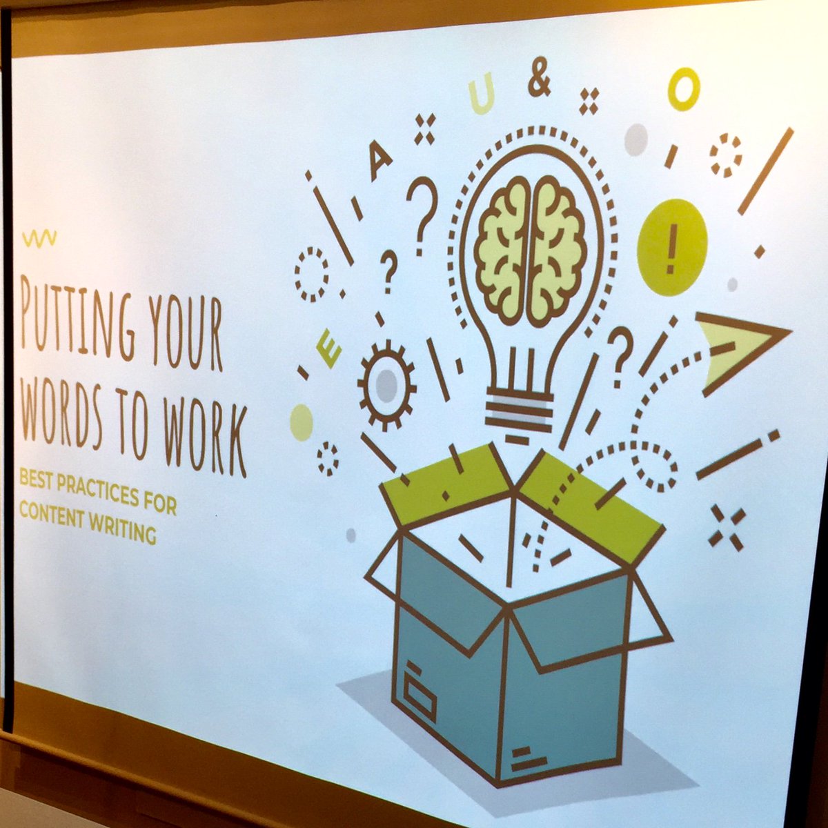 ChulaLeague's tweet photo. Thank you @LoriLeighOtto for joining us this week &amp; sharing your content writing expertise. It was a full house, and we all learned a lot about marketing our art! #ProfessionalDevelopmentWorkshop https://t.co/1AvvLq5BLb