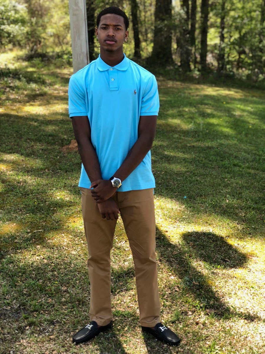 dre_toosmooth5's tweet photo. Ima Hold it Down 🗣No 🧢 ✍🏽
#LLJim🐘🔴
#LLD🐎
#Happyeaster 🐇 https://t.co/JNP4Ng1Voa
