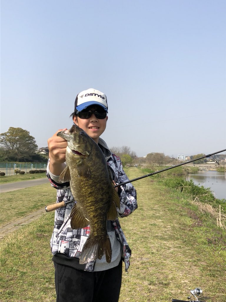 りゅーじ やっとつれたぜー ネコリグでつったしかもミナモのじくヘッドワッキー今年は釣り行ってる回数少ないからこの時期にやっとでした笑 りゅーじ やっとつれたぜー ネコリグでつったしかもミナモのじくヘッドワッキー今年は釣り行ってる回数少ないからこの時期にやっとでした笑