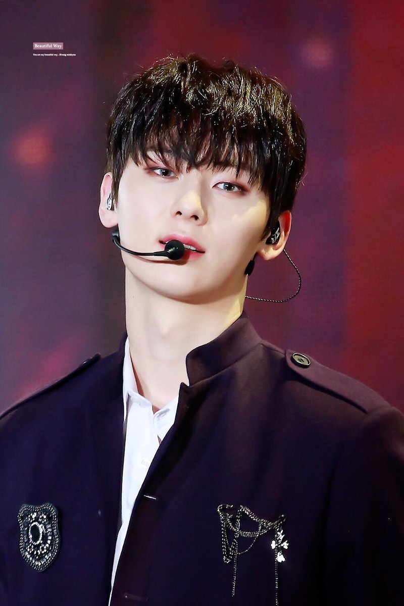 お値打ち価格で 限定価格ワナワン Wanna One ファンミニョン NU'EST ...