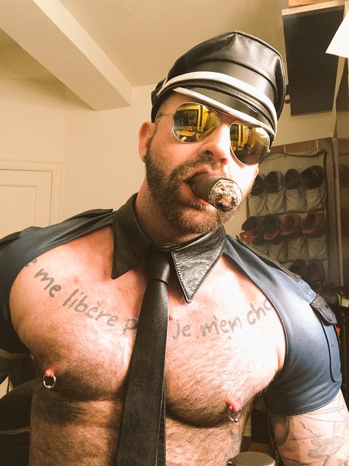 Just enjoying a big cigar for my Easter Sunday and showing off some new gains in some old gear. https://t<a href="/tag/leather"class="tags"><span>#leather</span></a><a href="/tag/cigar"class="tags"><span>#cigar</span></a><a href="/tag/musclepups"class="tags"><span>#musclepups</span></a>