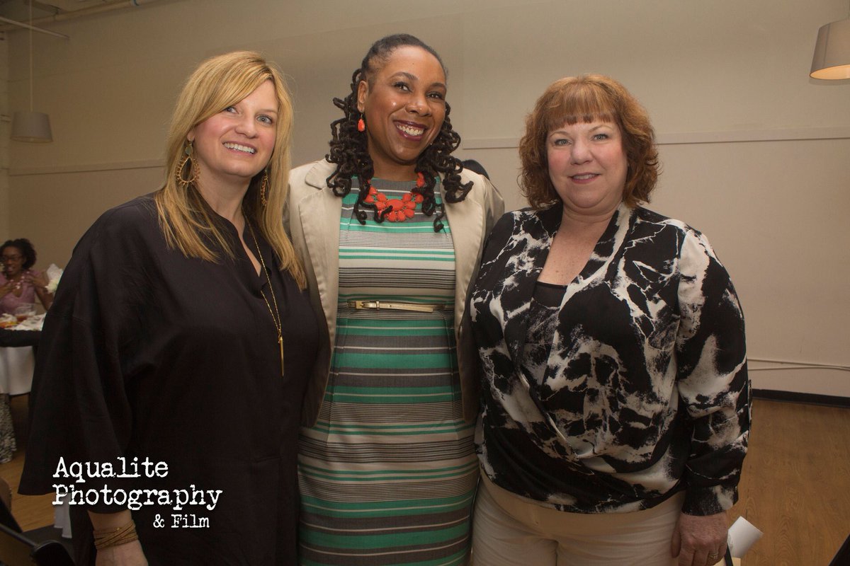 AqualitePhoto's tweet photo. Some shots from @RealChicksRock1 1st Annual Awards Luncheon, taken by @AqualitePhoto 😁

Real Chicks Rock! Awards Luncheon 2018 🏅🍽🍾 | Shot 📸 for @RealChicksRock1

#AqualitePhotography 
#PhotographyLife #Photography #Photographer
#ATLPhotography #ATLPhotographer https://t.co/20gmateLtJ