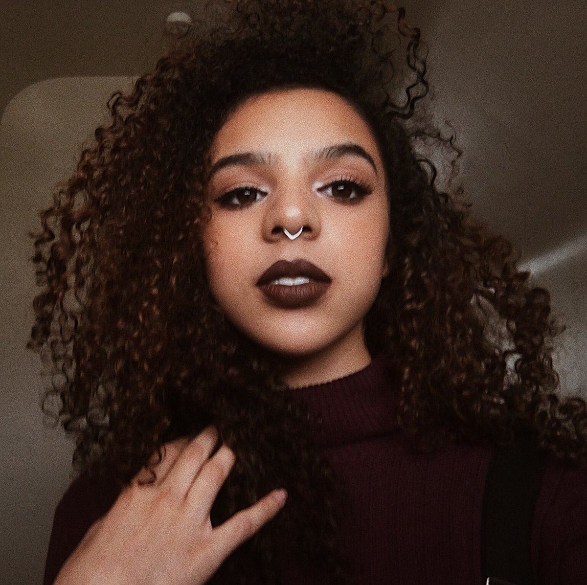 taliasmith_18's tweet photo. These tags are really just an excuse for me to post selfies but slide in if you feel like it๐๐คท๐ฝโโ๏ธ #singlequeers #AprilFoolsGay #EasterGays https://t.co/05o7EUs2jx