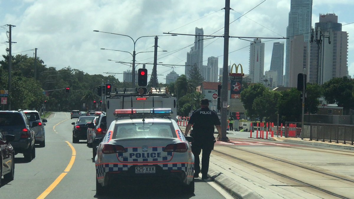 SamCucchiara9's tweet photo. Police continuing to speak with motorists caught driving in designated games lanes throughout the Gold Coast @9NewsQueensland @9NewsGoldCoast https://t.co/kGY2Xzm58Q