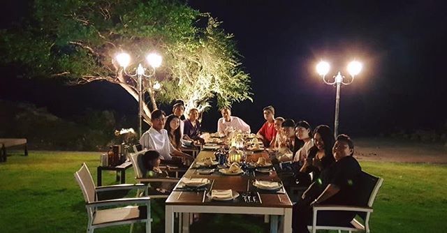 RayongMarriott's tweet image. Private dinner on the beach yesterday at Fish Bar Lawn 💕
☎️038-998000

#Privatedinner #Fishbar #Rayongmarriott ift.tt/2uDv4y5