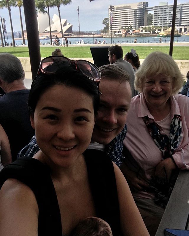 lpboxford1882's tweet photo. #family lunch at the #rocks #sydney #eastermonday #myvips #besties https://t.co/LIpYFNGBPE https://t.co/WebVMdifxx
