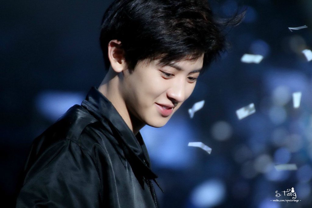 จงอวยชานยอลให้มากกว่าที่พี่เขาอวยตัวเอง tweet media