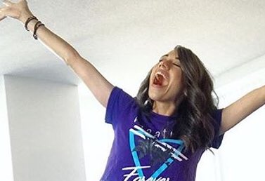 cmbfanaccount's tweet image. Pretty much the whole fandom when we found out Erik was at the Ballinger Easter Party😂 #erikleen