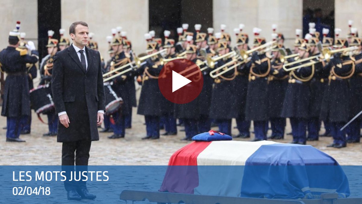 Emmanuel Macron a rendu hommage à Arnaud Beltrame, le gendarme tué par Radouane Lakdim. Son discours a rompu avec ceux de ses prédécesseurs et a, par ses mots, constitué une forme d'action contre le terrorisme @NPolony ➡️bit.ly/2H0zcL3