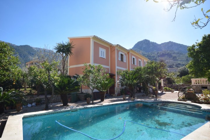 declarar Dramaturgo Roux Mallorca Dream Homes on Twitter: "Furnished #house with pool in #Sóller for long  term rental https://t.co/Z3iLAYSO9C #RealEstate #Propiedad #ForSale  #Property #Realtor #Realty #Investment #Rentahouse #inmuebles #inmobiliaria  #propiedad #venta ...