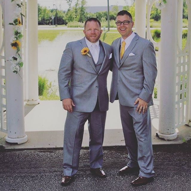 timothymevans's tweet image. Happy b-day to one of my best buds, Nate Dawg @nathanprop.hey!! Bud-heavies on me next time we get together. 🍻💪🏼
—-
#2studs #hbd #happybirthday #birthday #bday #prop #rugby #imgoinglootin #gohawks #hawkeye #hawkeyes #iowahawkeyes #chicagobears #phips… ift.tt/2GrNyY3