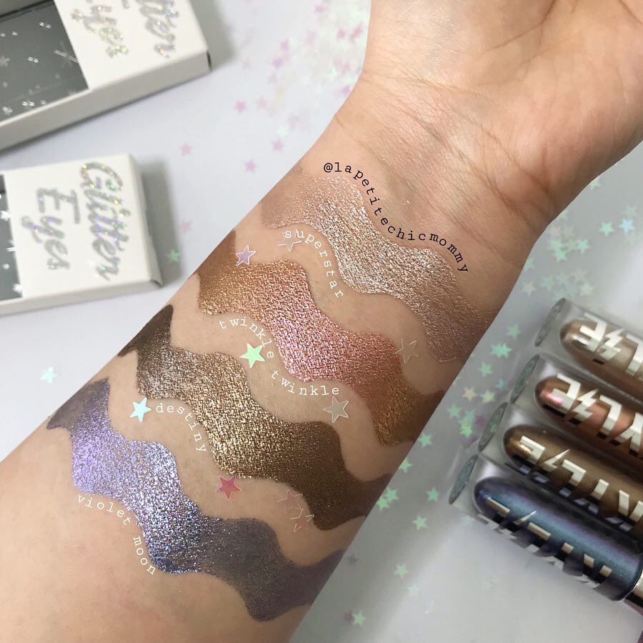 kyliecosmetics's tweet photo. The #WeatherCollection Glitter Eyes eyeshadow duos✨ @hellolpcm
https://t.co/DVzzuLBzhi https://t.co/jT3u17jKJ4