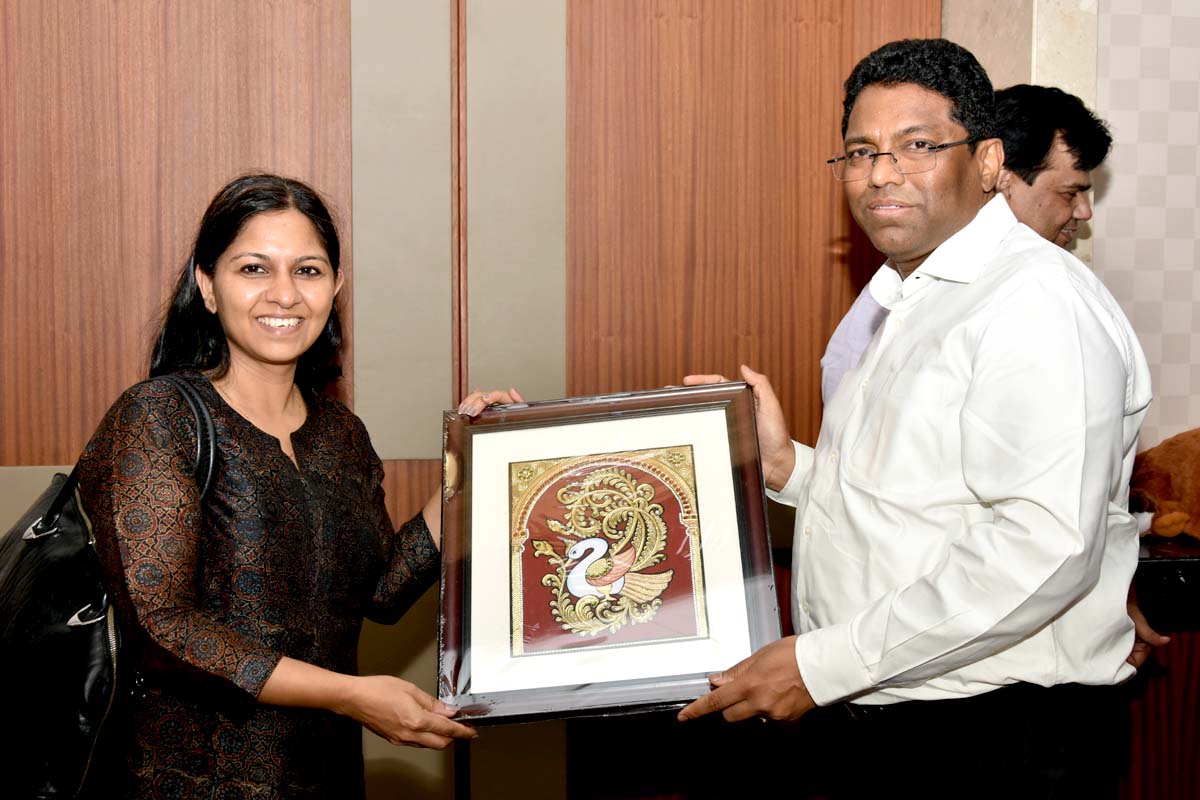 Sri_City's tweet image. @Sri_City financial year 2017 – 18 ends with a prestigious visit by Mr. Praveen Prakash, IAS &amp;amp; his wife Mrs. Bhavana Sexsena, IPS. For more, click sricity.in…/ap-resident-commissioner-visits-sr…/

#visittosricity #robustinfrastructure #mondelez #multiproductzone