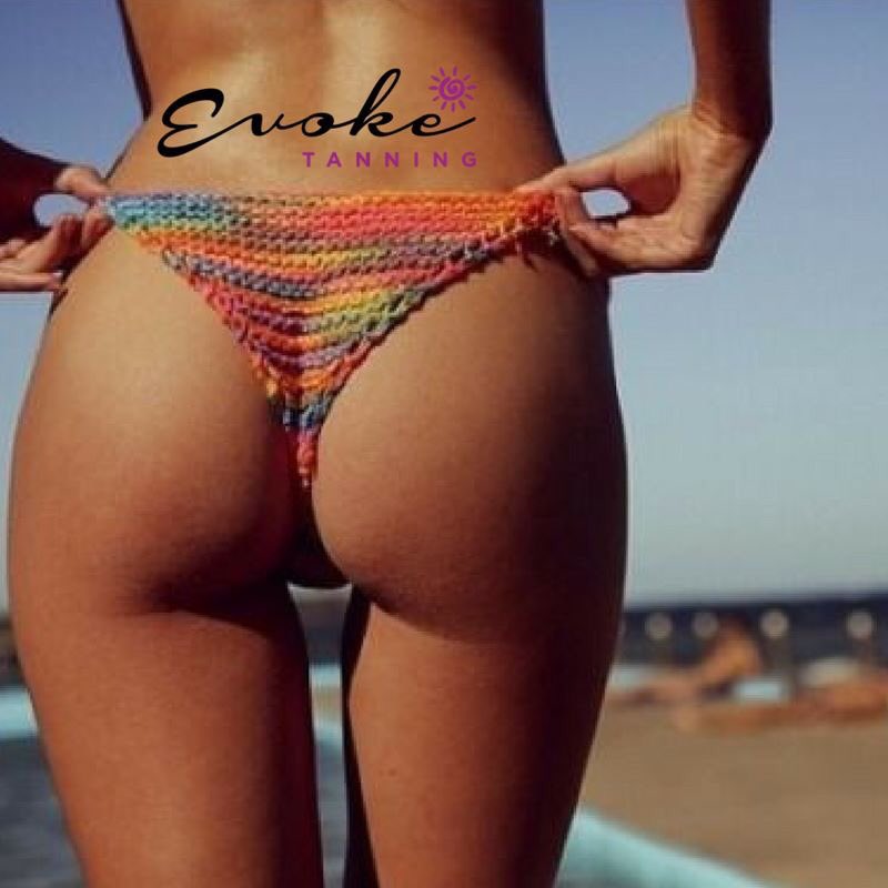 EvokeMK's tweet photo. It's Bank holiday babes... get yourself down to @EvokeMK from 11am to get that bronzed glow 👊🍑 #EvokeTanning #EvokeConfidence #FennyStratford https://t.co/oQXX61G3Zw
