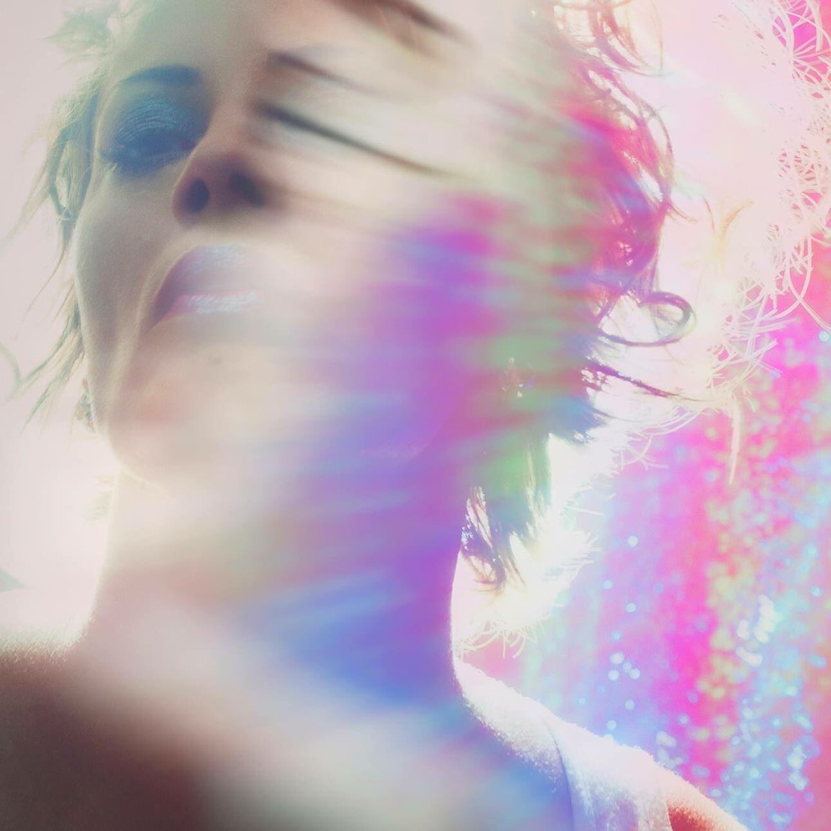 glitterfist's tweet image. #Selves  #ambien... sparkle #nikon #digitalphotogaphy