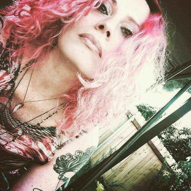 glitterfist's tweet image. #Selves  #ambien... sparkle #nikon #digitalphotogaphy