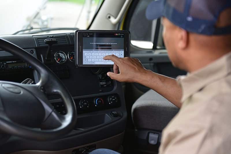 craigrobins's tweet image. Five Ways the Electronic Logging Device Is Changing Trucking
bit.ly/2pEA8x8 
#ElectronicLoggingDevice
#Trucking